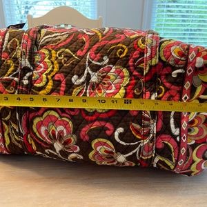 Great Vera Bradley duffle bag!